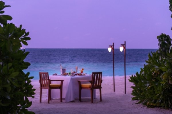 Destination Dining 